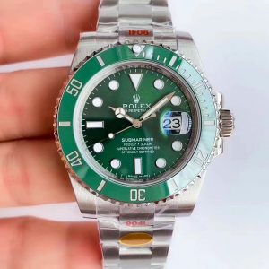 Replica Rolex Submariner Date Oyster 40mm Oystersteel 116610LV Noob Factory V10 Green Dial Watch
